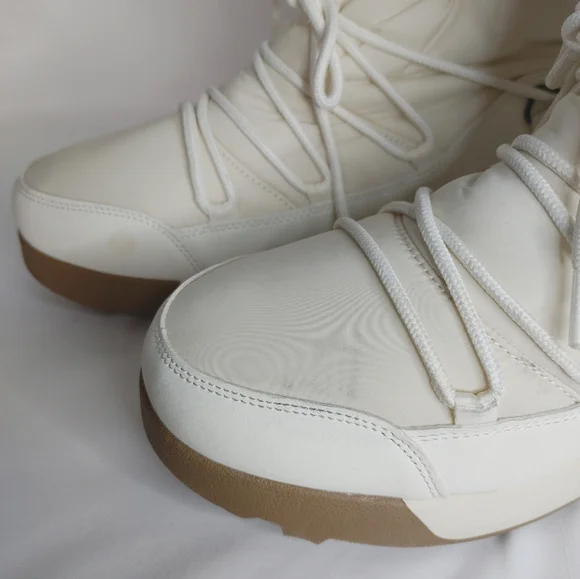 Women’s A New Day Winter Snow Boots Cream White Warm Lined Size 11 New With Tags - Picture 8 of 9